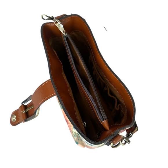 Patricia Nash Irving Bucket Crossbody Bag - Picture 8 of 8